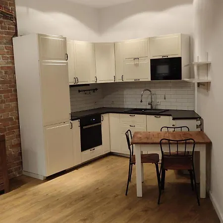 아파트 Poznanski Pryzmat *